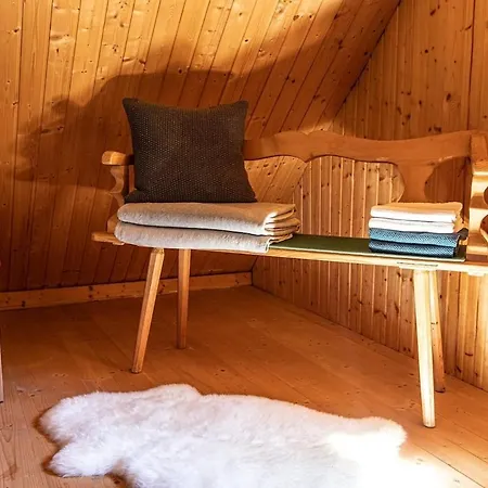 Schreinerhuette Fuer 4 Personen Apartment Eibiswald