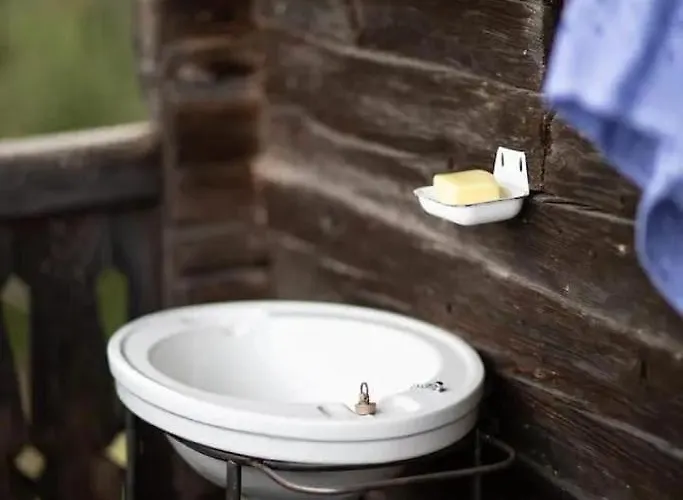 Schreinerhuette Fuer 4 Personen