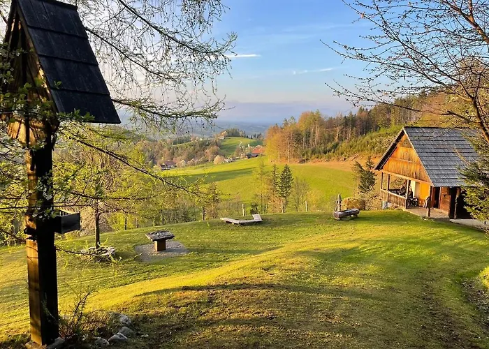 Schreinerhuette Fuer 4 Personen * Eibiswald